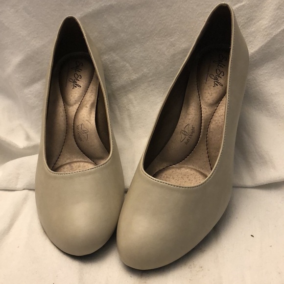 New Soft Style Hush Puppies Guilana Pump Size 8.5 - Picture 9 of 11